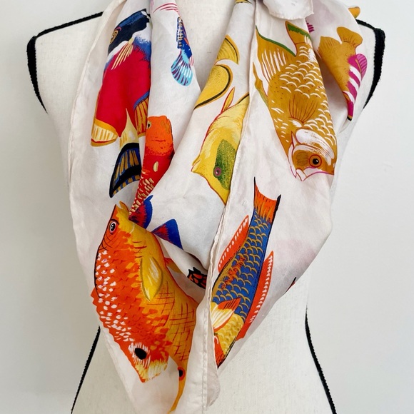 SOLD :: Vintage Echo Silk Fish Print Scarf - Picture 4 of 4